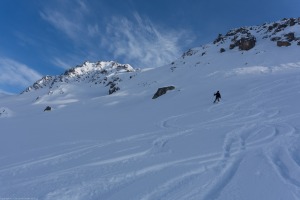 Making a turn (Ski touring Jamtalhuette)