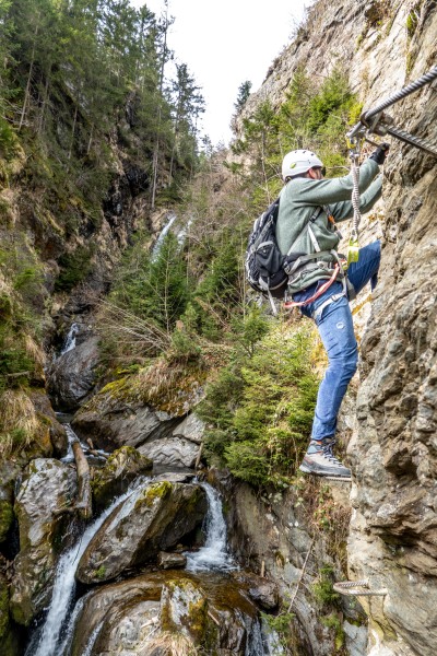 Johannes on the via ferrata (Multisport weekend in Austria March 2024)