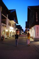 Suvi and Frauke walking back to my flat (Oberstdorf, Germany)