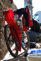 Cleaning bikes 2 (Portugal ARWC 2009)