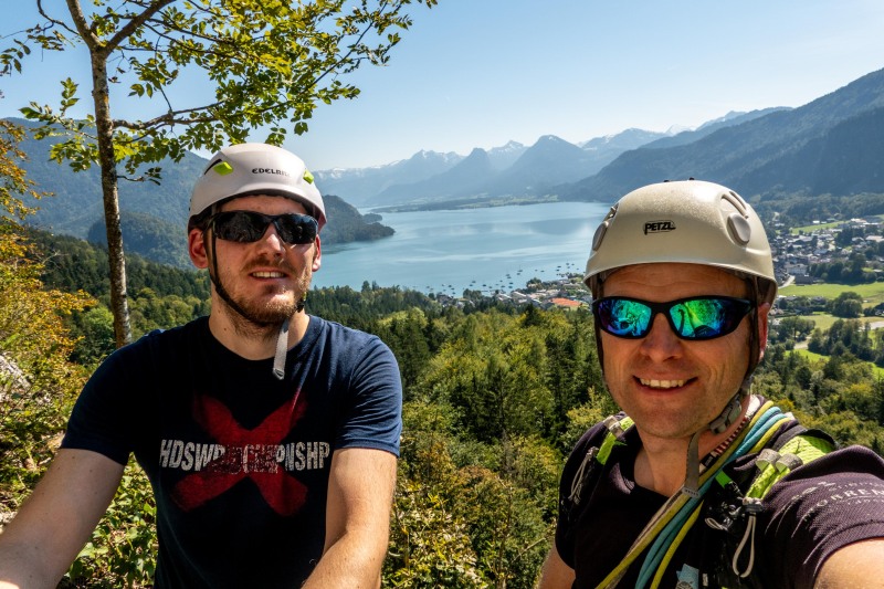 Johannes and Cris on a multipitch climb (Autumn adventures Dachstein Sept 2024)