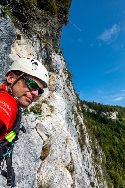 Johannes on the traverse (Autumn adventures Dachstein Sept 2024)