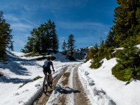 Cycling in snow (Autumn adventures Dachstein Sept 2024)