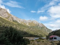 The Crow Hut (Avalanche Crow Tramp April 2021)