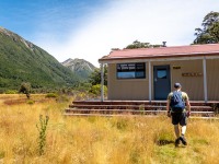 Simon reaching the Poulter Hut (Bikepacking Poulter Jan 2024)