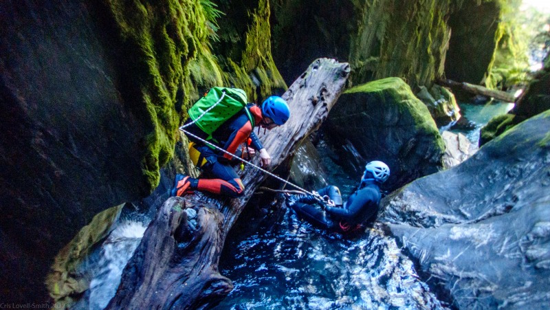 Craig talks Rachel through an abseil (Canyoning Robinson Creek, Adventures with Craichel Jan 2022)