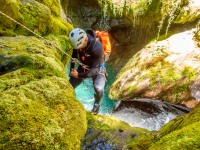 Cris abseiling (Canyoning Robinson Creek, Adventures with Craichel Jan 2022)