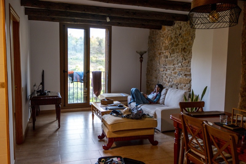 Ari relaxing at the apartment in Margalef (Climbing Margalef May 2024)