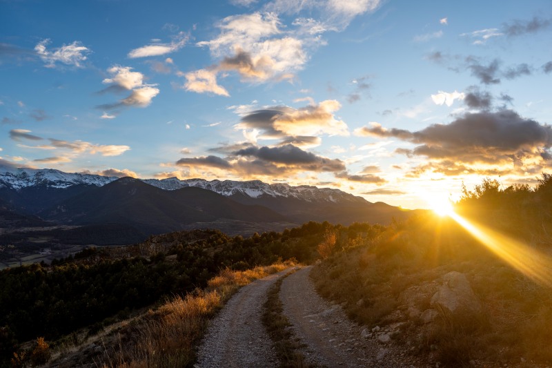 Walking in the evening (Climbing weekend in Cerdanya)