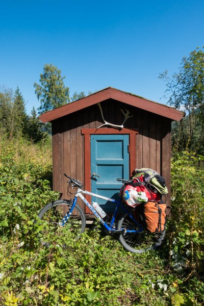 A little hut (Cycle Touring Norway 2016)