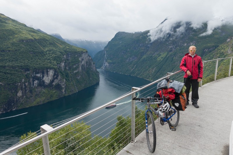 Cris and Geiranger (Cycle Touring Norway 2016)