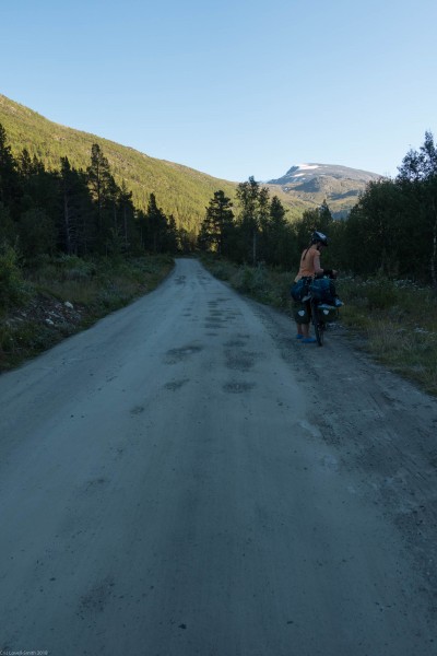 Leonie and her bike (Cycle Touring Norway 2016)