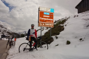 Cris at passo Campolongo (Cycling Dolomites)