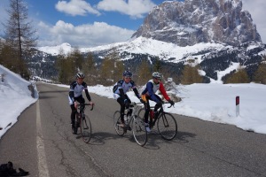 Riding towards Gardena pass (Cycling Dolomites)