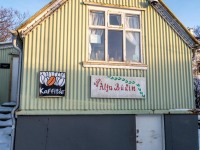 Looking for elves (Iceland January 2023)