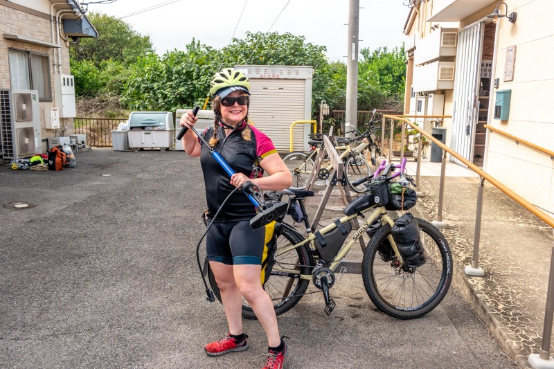 Katie and a pump (Japan 2024)