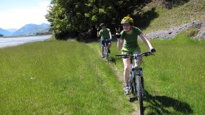 Simon and Anita biking to the pools (30th Birthday Bash)