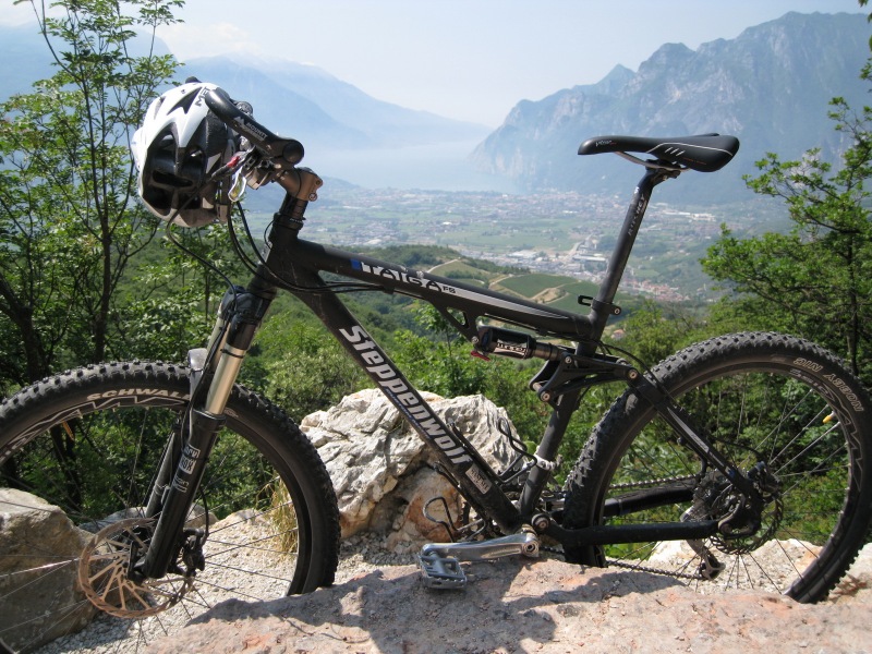Bike with a view (Lago di Garda)