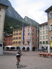 Frauke cycling through Riva (Lago di Garda)