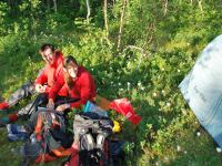 Chris + Em at the mosquito camp (Midtnattsolgaloppen 2009)