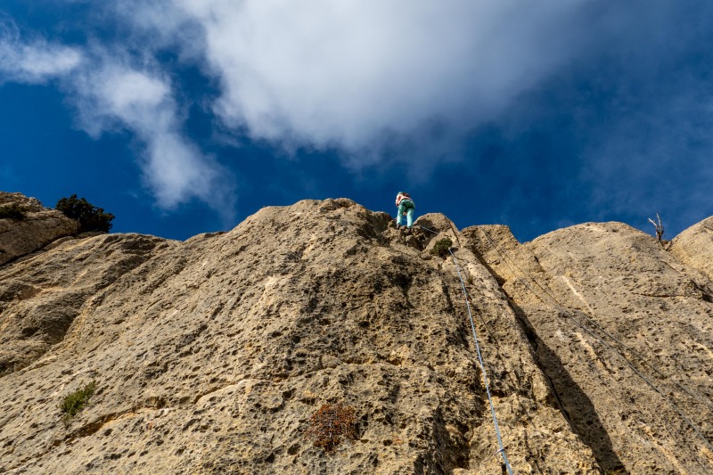 Ari at the top of a climb (Muntanyes de Prades Dec 2025)