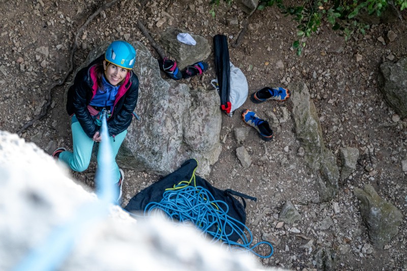 Ari belaying (Muntanyes de Prades Dec 2025)