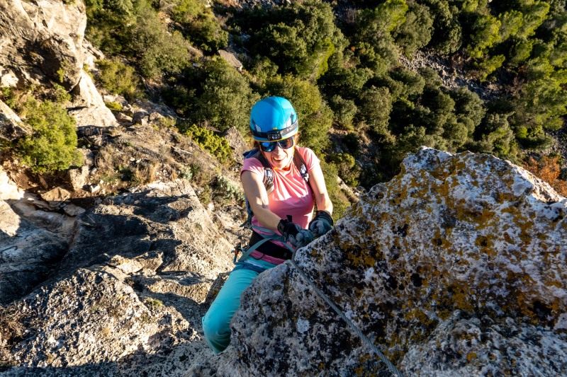 Ari on the crux (Muntanyes de Prades Dec 2025)