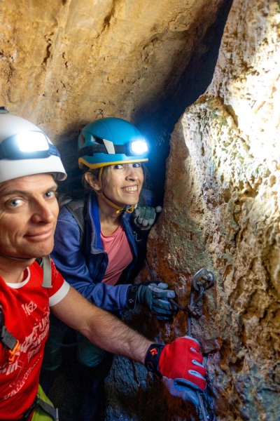 Cris and Ari in the cave (Muntanyes de Prades Dec 2025)