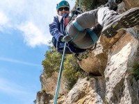 Ari abseilsa (Muntanyes de Prades May 2022)