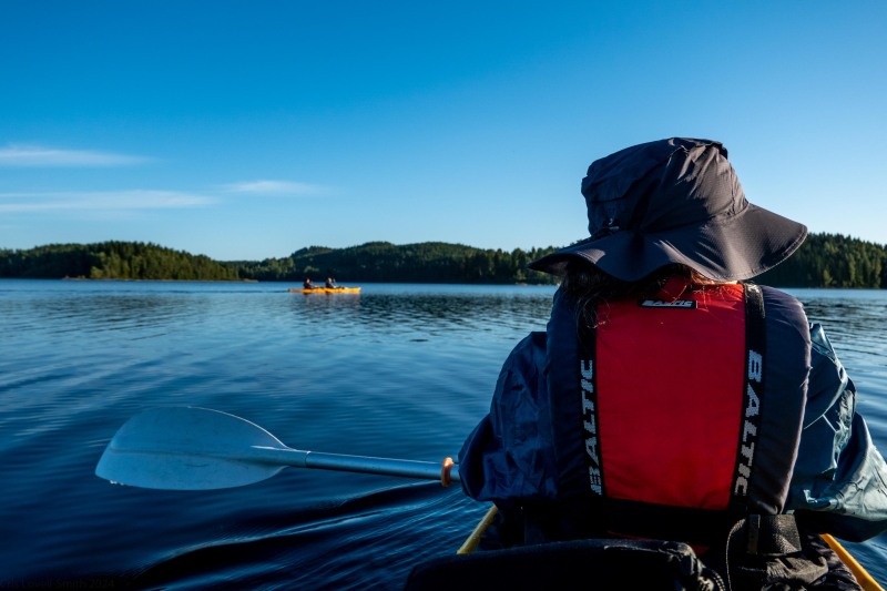 Ari taking a break (Seakayaking Sweden, August 2024)