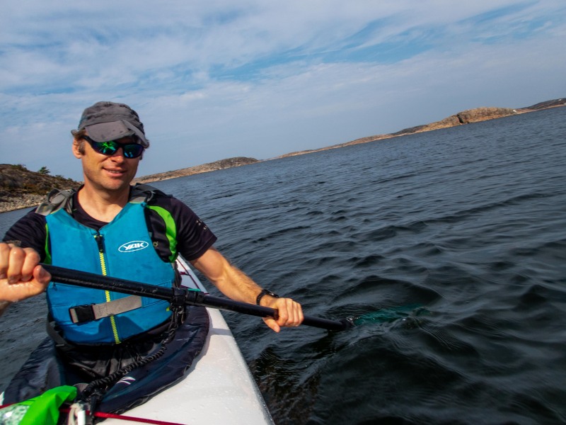 Cris kayaking (Seakayaking Sweden, August 2024)