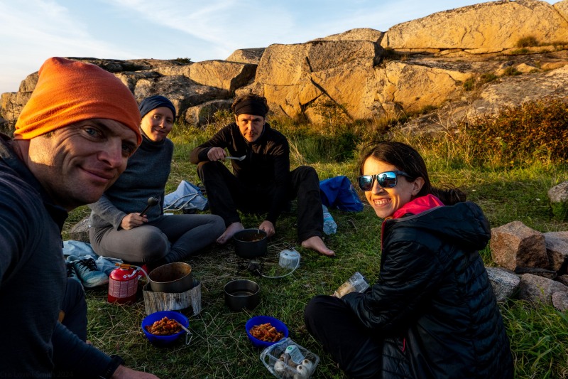 Dinner time (Seakayaking Sweden, August 2024)