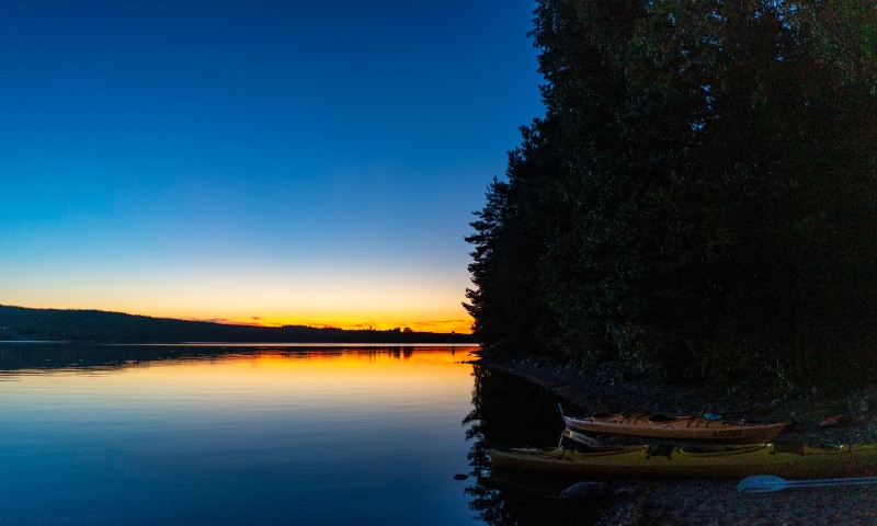 Kayaks and sunset (Seakayaking Sweden, August 2024)