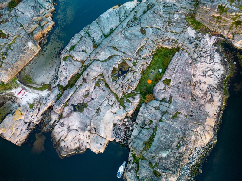 Our campsite below (Seakayaking Sweden, August 2024)