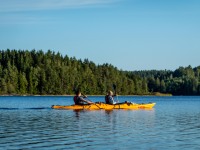 Phil and Julie kayak (Seakayaking Sweden, August 2024)