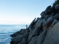 Walking around the rocks at Mosquito Bay (Seakayaking Abel Tasman April 2021)
