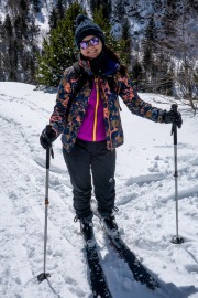 Anaïs skiing down (Ski Touring Andorra April 2022)