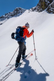 Getting steep (Ski Touring Andorra April 2022)