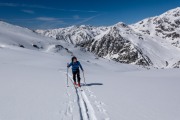 Johannes skinning up (Ski Touring Andorra April 2022)