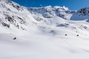 Powder everywhere (Ski Touring Andorra April 2022)