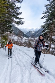 Smiling girls (Ski Touring Andorra April 2022)