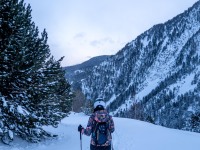 Anaïs skiing down (Ski Touring Andorra April 2022)