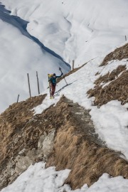 Birgit carries her skis (Ski touring Avers March 2019)