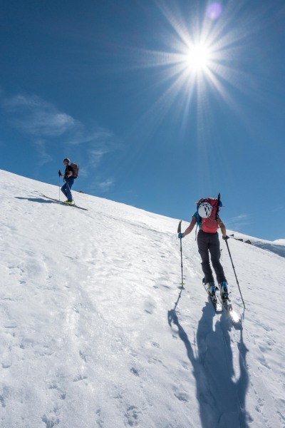 Skinning up (Ski touring Avers March 2019)