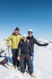 Us at the top (Ski touring Avers March 2019)