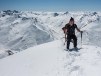 Elmar nearing the summit (Ski touring Avers March 2019)