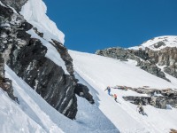 Roland leads the way after the traverse (Ski touring Avers March 2019)