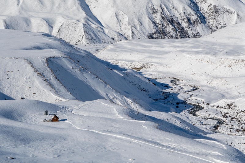 Camp Stream Hut from the ridge (Ski Touring Camp Stream Hut Aug 2021)