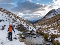 Heading down the river (Ski Touring Snowy Gorge Hut Aug 2021)