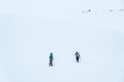 Low contrast touring (Ski Touring Tromso, April 2022)